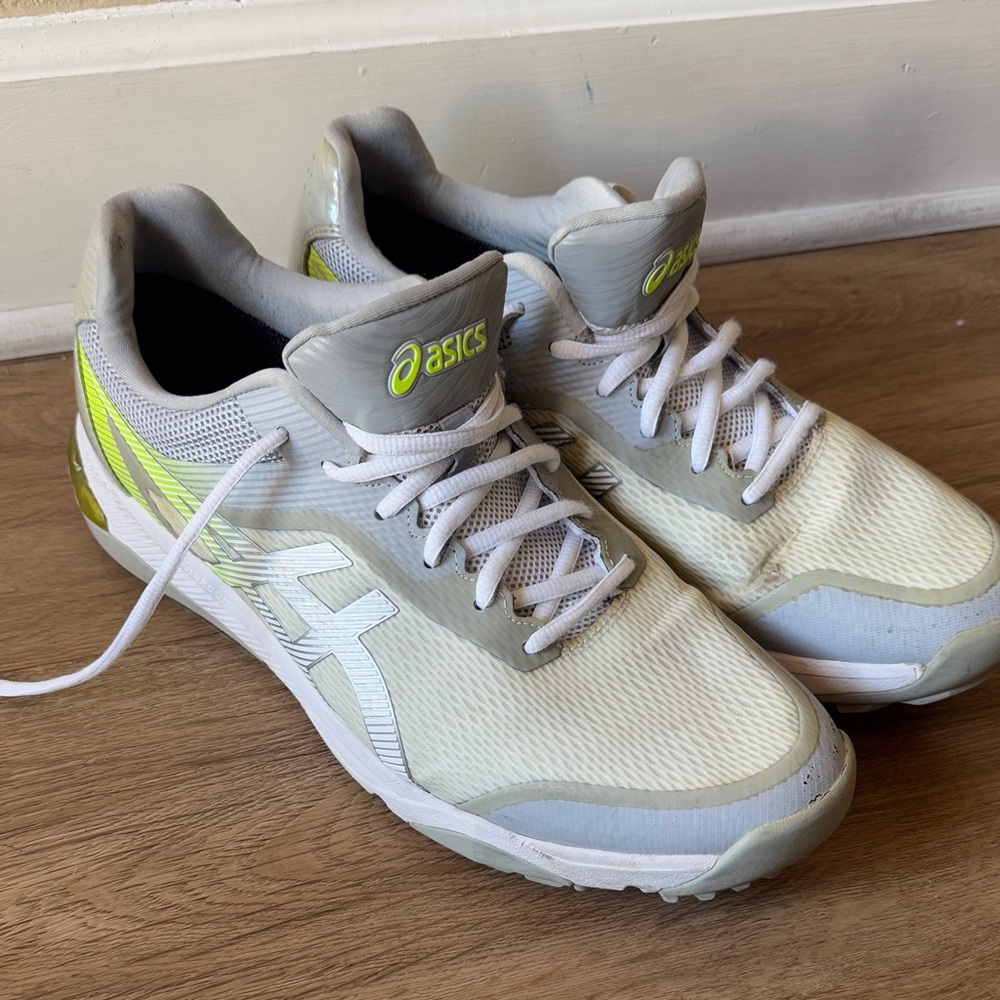 Asics Men’s Gel Golf Light Gray and Neon Yellow Athletic Shoes